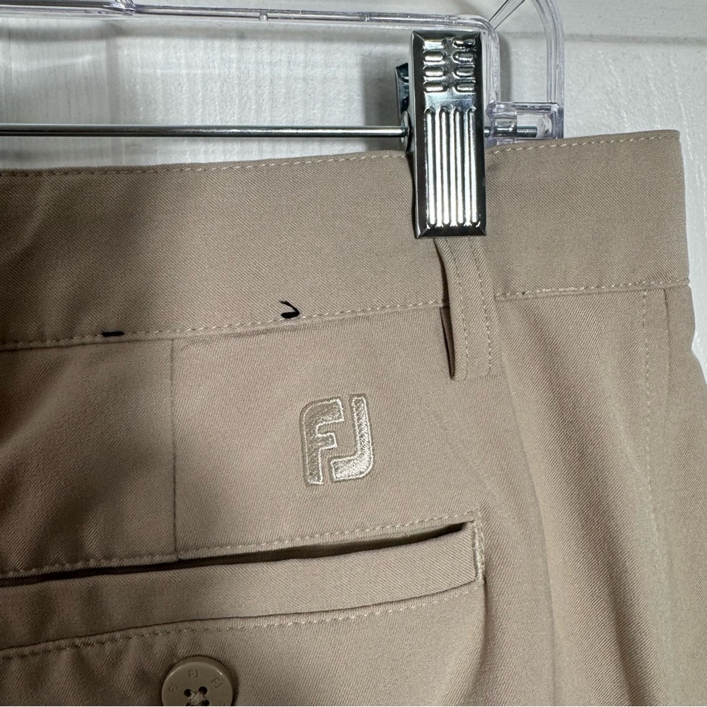 FootJoy Men's Golf Pants 34x32 Khaki Performance Stretch Athletic Fit - Picture 7 of 11